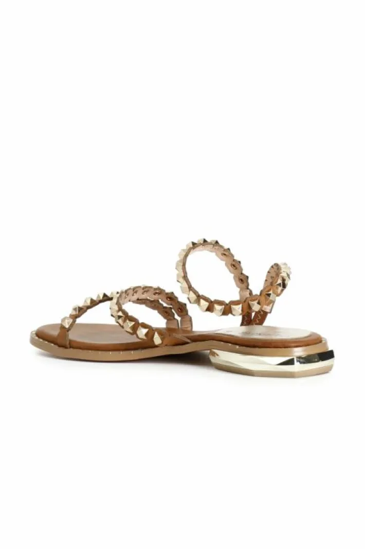 CafèNoir sandali asimmetrici con borchie sfaccettate